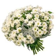 Букет белых хризантем
