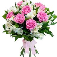 Букет світлих квітів