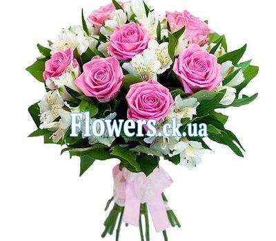 Букет светлых цветов